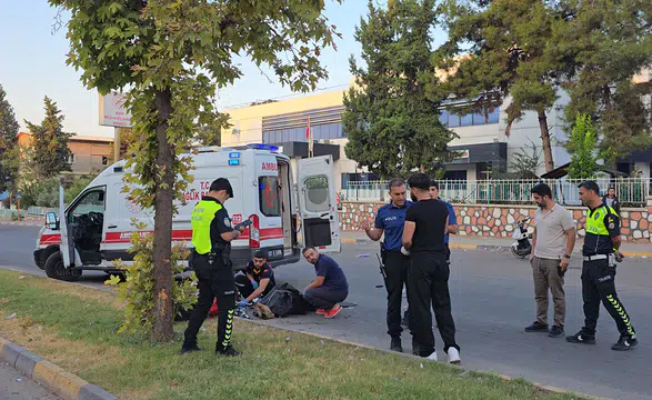 Motosikletle ağaca çarpan 14 yaşındaki çocuk hayatını kaybetti