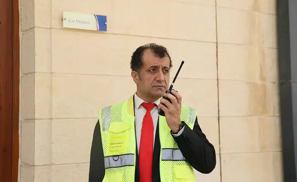 Demiryollarında çalışma geleneğini üçüncü kuşak olarak devam ettiriyor
