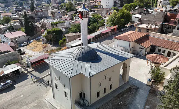 Kahramanmaraş'ta depremde hasar alan 5 cami aynı gün yeniden ibadete açılacak