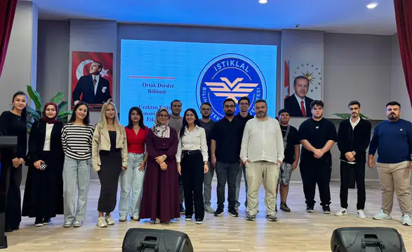 İBTÜ’de yeni öğrenciler için üniversite hayatına uyum eğitimi