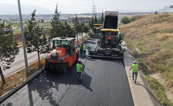 Kahramanmaraş’ta iki önemli ulaşım güzergâhında asfalt çalışması