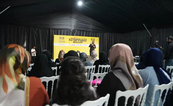 Kahramanmaraş Kitap Fuarı’nda gençlere başarı tavsiyeleri