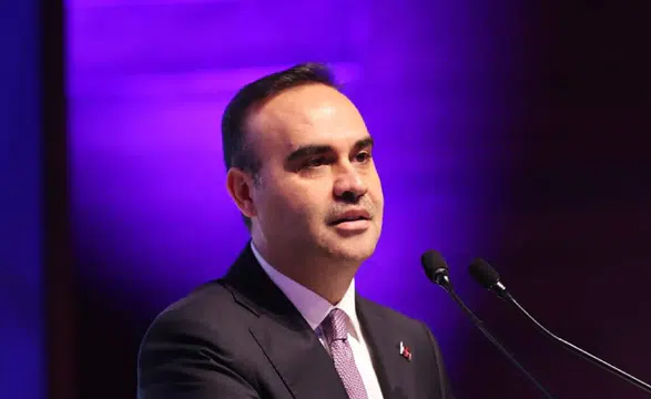 Sanayi ve Teknoloji Bakanı Kacır'dan uzay meraklılarına davet