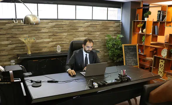 Stajyer olarak girdiği ticaret odasında meslektaşlarını temsil ediyor