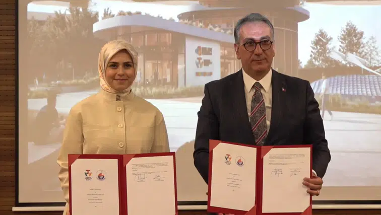 Bayraktar Bilim Merkezinin protokolü T3 Vakfı ile imzalandı
