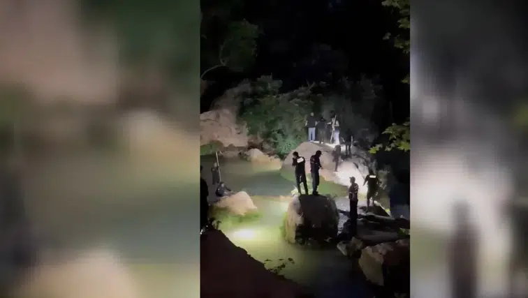 Dereye giren çocuk gözden kayboldu