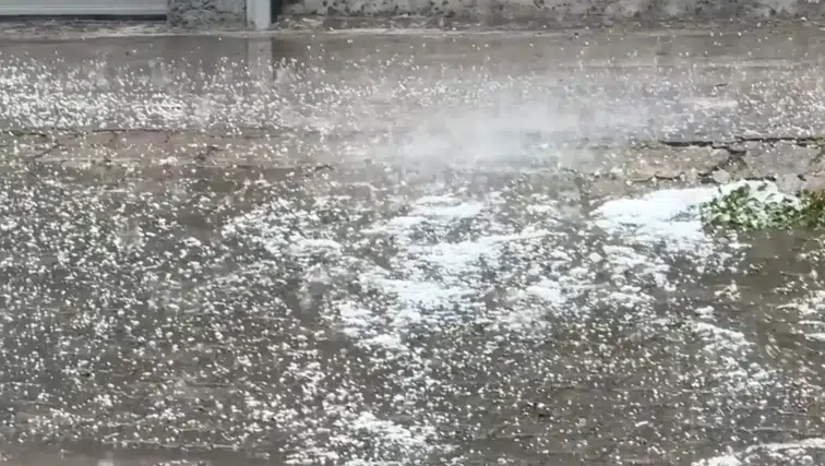 Yaz ayında sağanak ve dolu yağışı