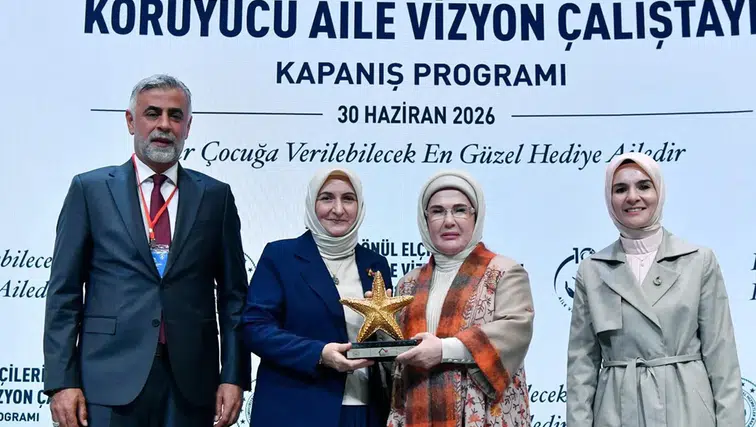 Kahramanmaraş’ın Koruyucu Aile başarısı Türkiye genelinde ödüllendirildi