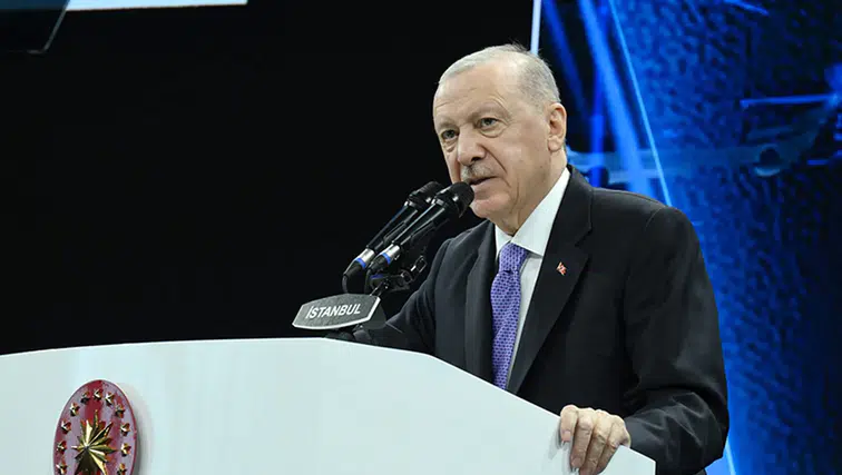 Bu millete karşı sorumluluğumuz, ödememiz gereken borcumuz var!