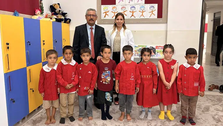 Araban'da depremde yıkılan Küçüklü İlkokulu'nda eğitim yeniden başladı