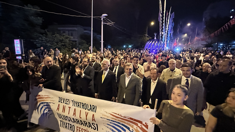 Devlet Tiyatroları Antalya 15. Uluslararası Tiyatro Festivali