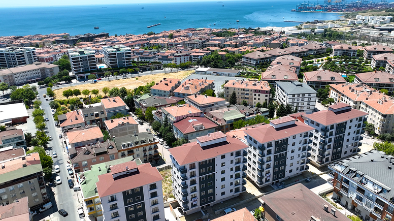 Bakan Kurum’dan, yarısı bizden paylaşımı