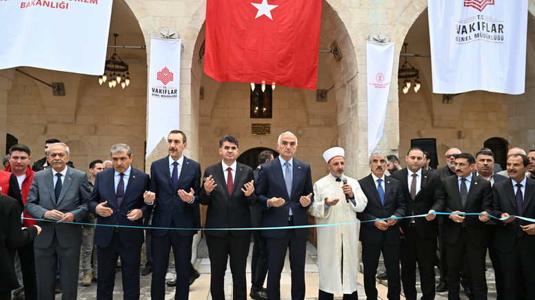 Bakan Mehmet Nuri Ersoy, Kilis'te restore edilen 3 caminin açılışını gerçekleştirdi