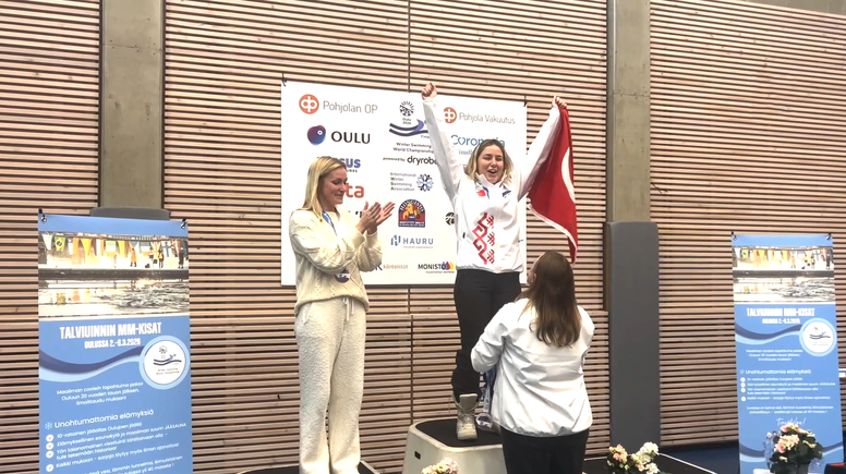 Bengisu Avcı, Kış Yüzme Dünya Şampiyonası'nda dünya rekoru kırdı