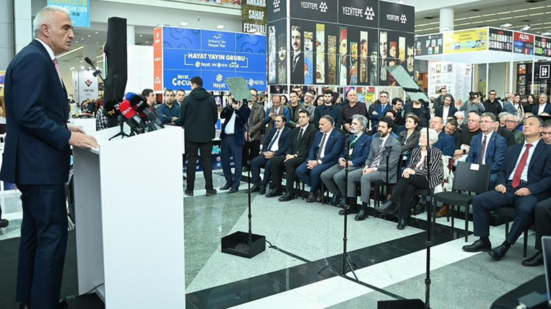 Bin 300 halk kütüphanesiyle rekor kırıldı