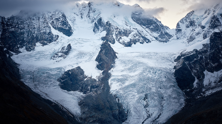 Dağ buzullarındaki kayıplarla dünyanın kaynakları da eriyor