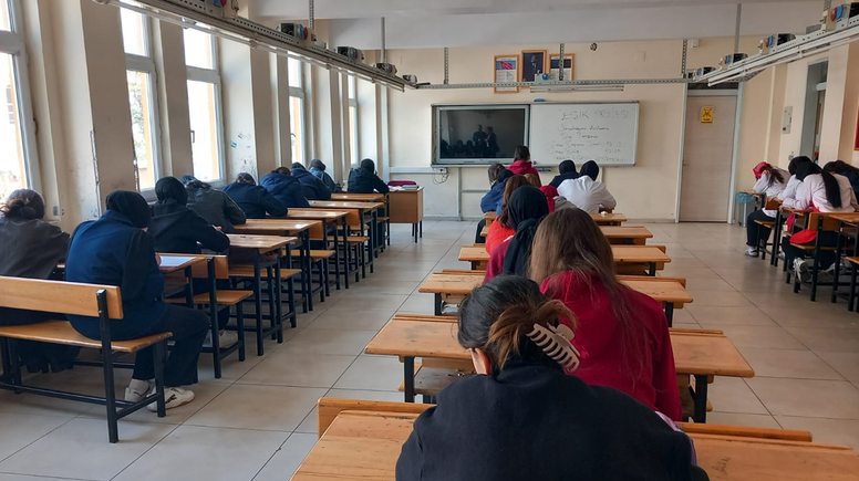 Eşik Projesi’nde okuduğunu anlama yarışmasının okul finalleri tamamlandı