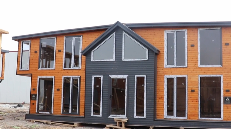 İki kardeş ürettikleri ahşap evleri Avrupa'ya ihraç ediyor