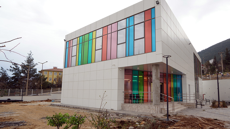 Kahramanmaraş çocuk sanat merkezi misafirlerine kavuşmak için gün sayıyor