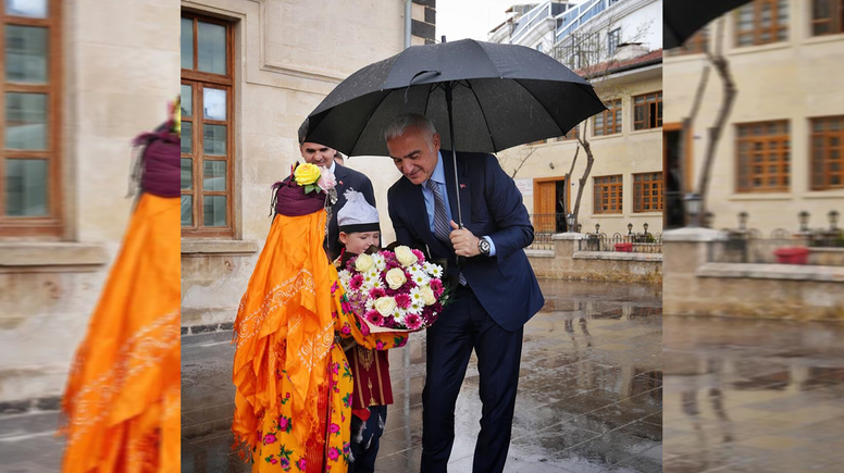 Kilis’te tarih yeniden doğuyor! Depremin izleri siliniyor
