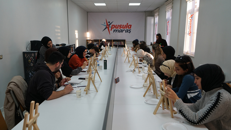 Pusula Maraş’tan gençlere sanat dolu atölye