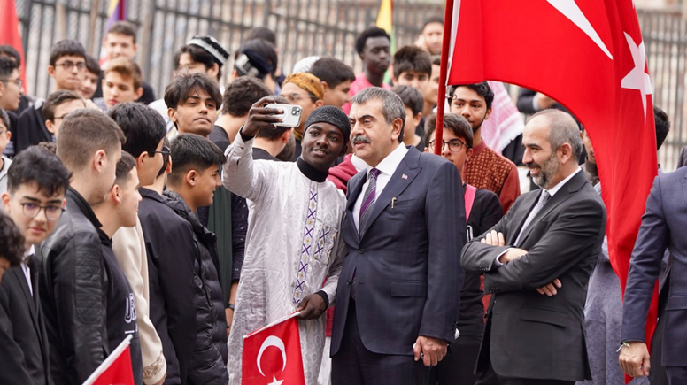 Uluslararası Anadolu İmam Hatip Liselerinde 2 bin yabancı öğrenci var