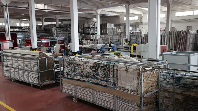 Güneydoğu'dan yılın ilk çeyreğinde 429 milyon dolarlık halı ihraç edildi