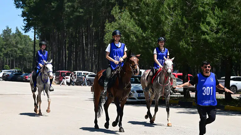 Uluslararası ve Ulusal Atlı Dayanıklılık Yarışmaları, Antalya'da başladı