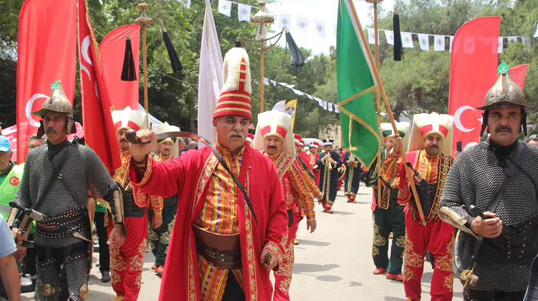 Mersin'de 33. Türkmen Şöleni renkli görüntülere sahne oldu