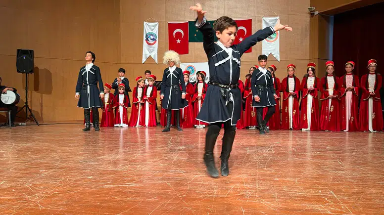 Kafkasya’nın zengin mirası sahneye taşındı