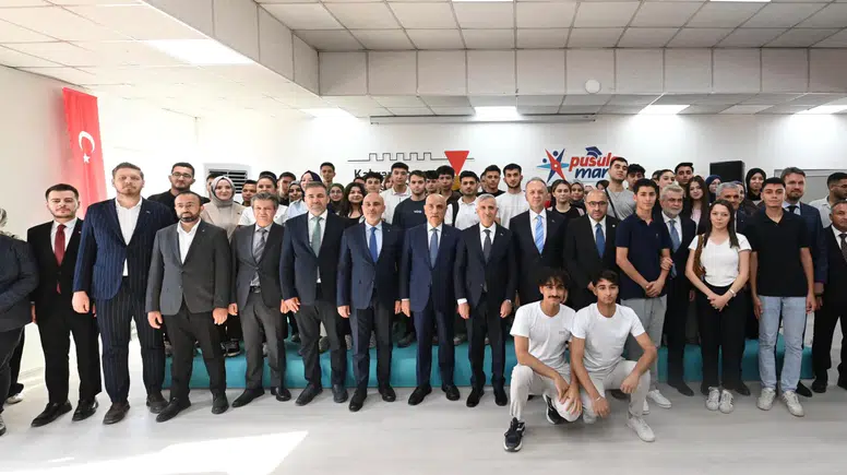 Kahramanmaraş’ın örnek projesi Pusula Maraş Eğitim Merkezi açıldı