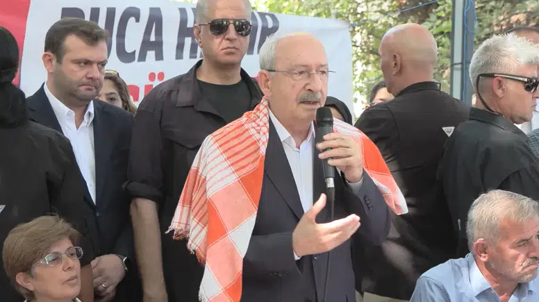 CHP Genel Başkanı Kılıçdaroğlu, vatandaşlarla kahvaltıda bir araya geldi