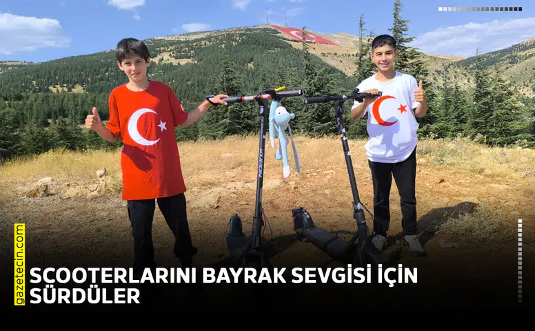 Scooterlarını bayrak sevgisi için sürdüler