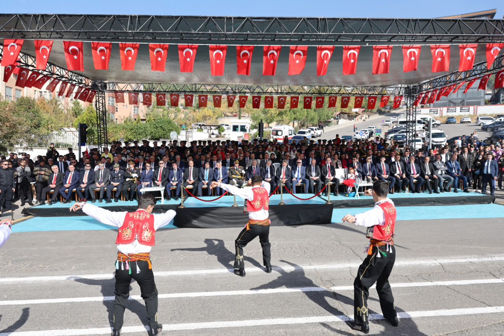 Kahramanmaraş’ta cumhuriyetin 101’inci yılı coşkuyla kutlandı 12