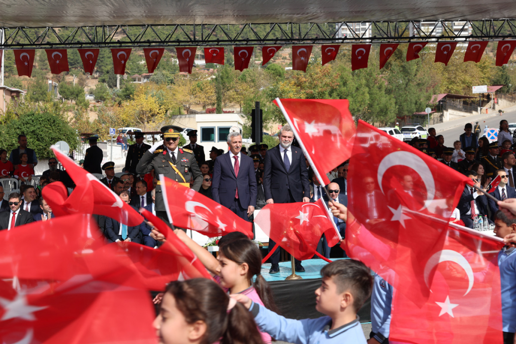 Kahramanmaraş’ta cumhuriyetin 101’inci yılı coşkuyla kutlandı 21