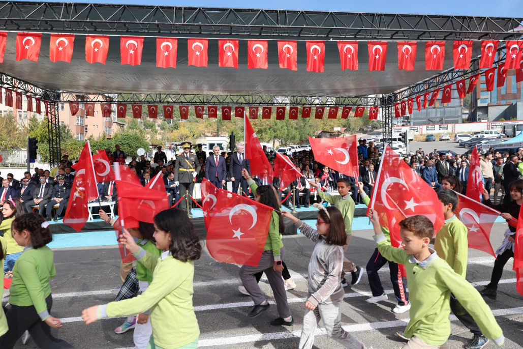 Kahramanmaraş’ta cumhuriyetin 101’inci yılı coşkuyla kutlandı 22
