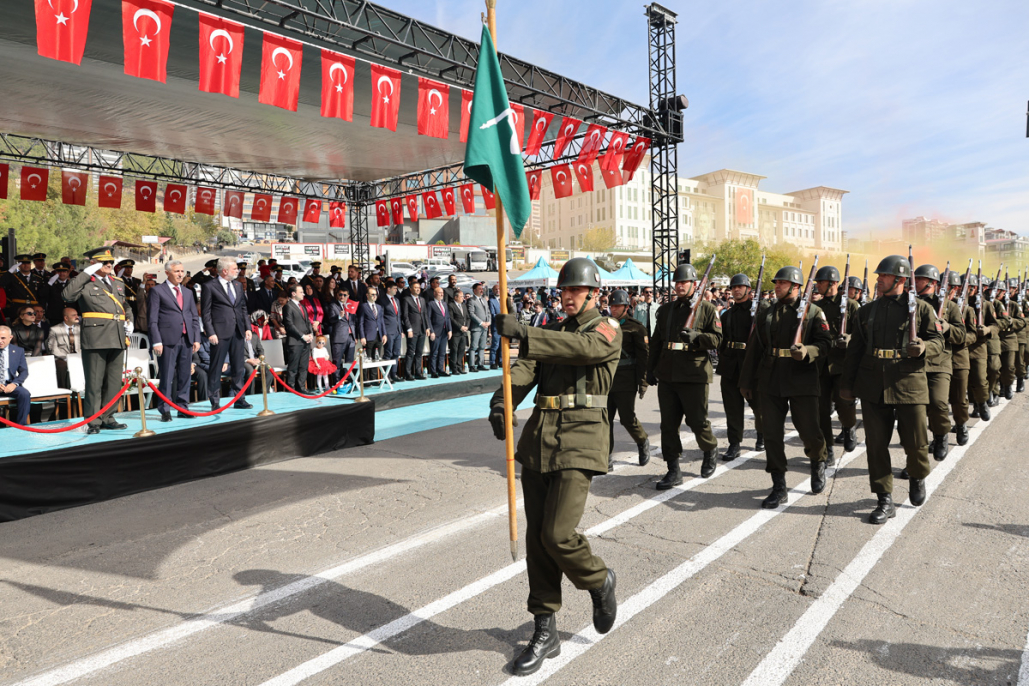 Kahramanmaraş’ta cumhuriyetin 101’inci yılı coşkuyla kutlandı 27