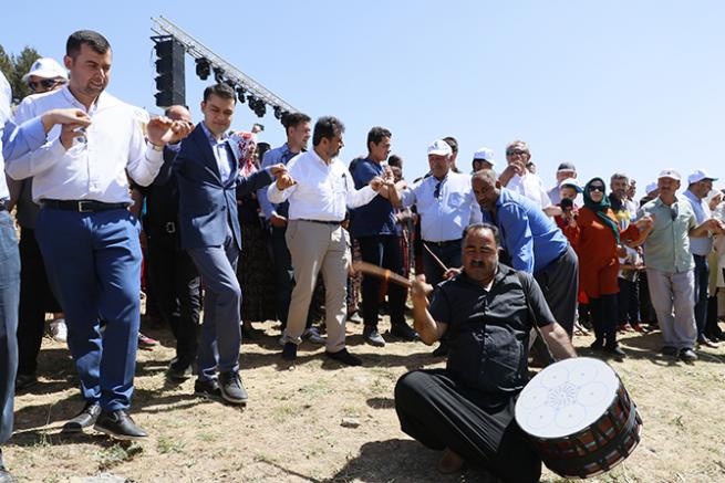 Çağlayancerit Ayranpınarı 1. Yayla Şenliği! 11