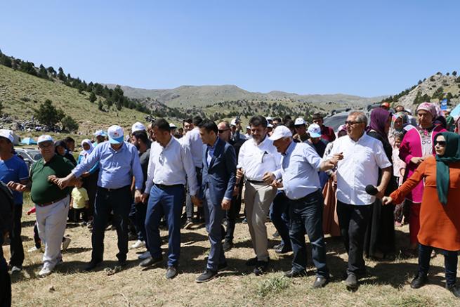 Çağlayancerit Ayranpınarı 1. Yayla Şenliği! 13