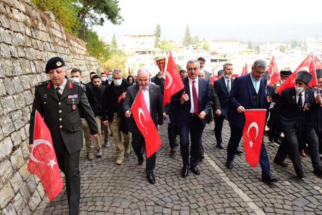 Bayrak Olayının 102'nci yılı 5