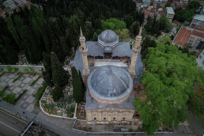 Türkiye'nin Simge Camilerinde sessizlik 15