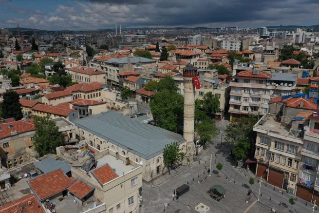 Türkiye'nin Simge Camilerinde sessizlik 21