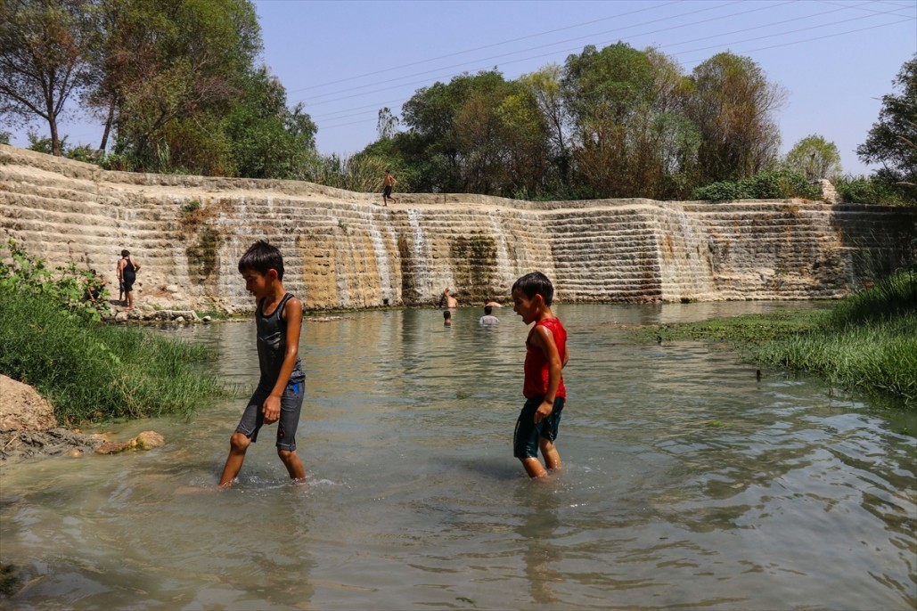 Tarihi değirmenin set olduğu Zikir Gölü, ziyaretçilerini cezbediyor 7