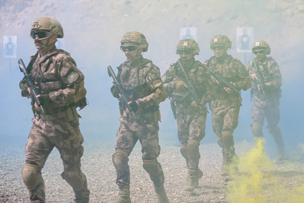 Devletin 'çelik bileği' PÖH 16