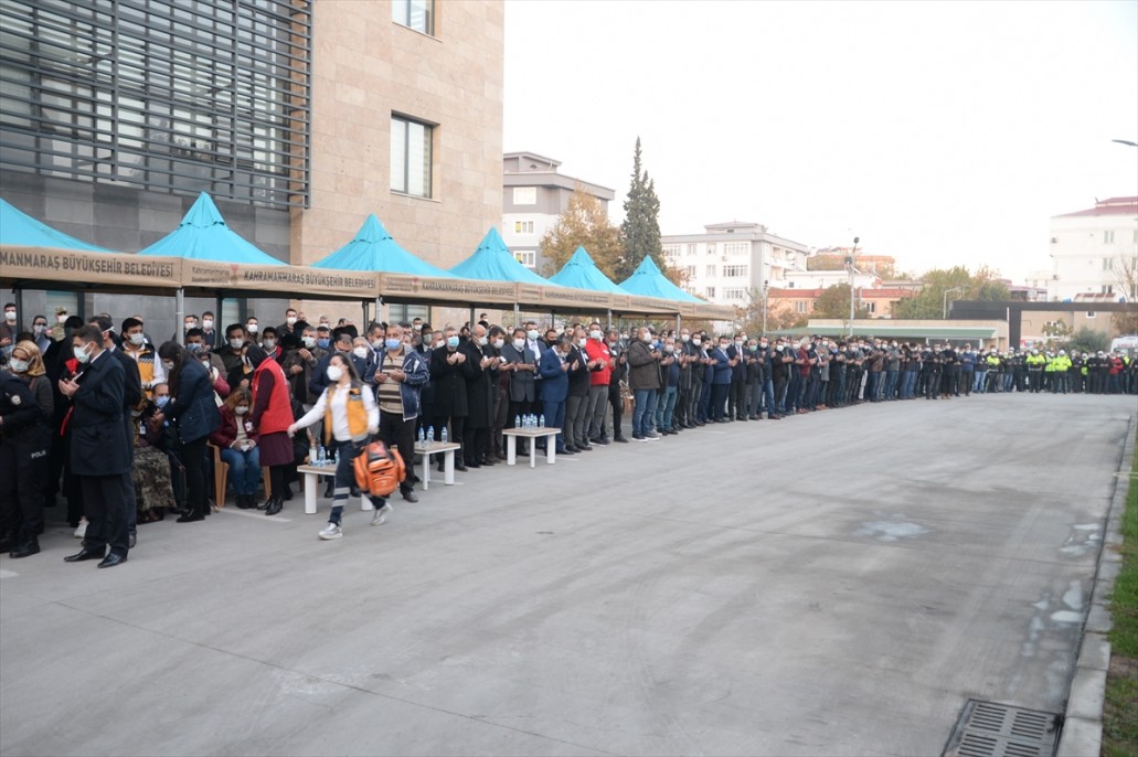 Şehit Polis Memuru Barış Göl, törenle uğurlandı 17