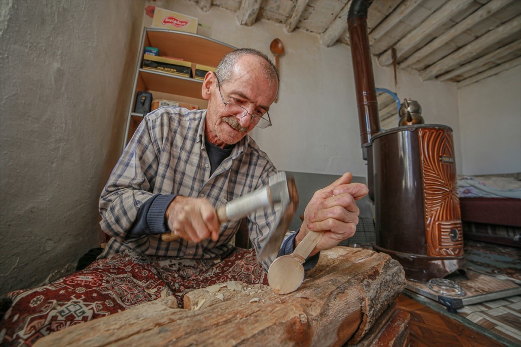 Tahta kaşık zanaatı 1