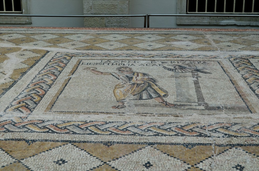 Müzeye dönüştürülen eski adliye binası tarihe ışık tutuyor 2