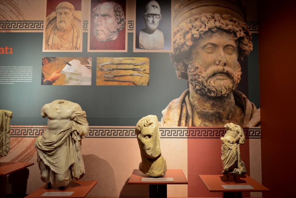 Müzeye dönüştürülen eski adliye binası tarihe ışık tutuyor 27