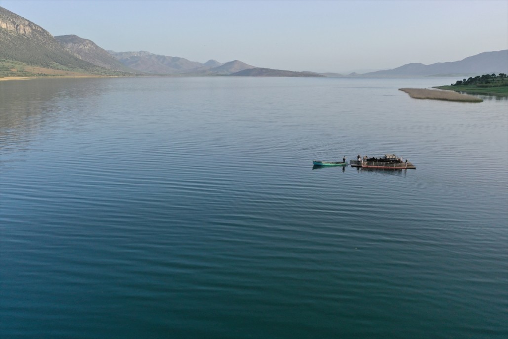 Yörüklerin Mada Adasını geçiş anı 2