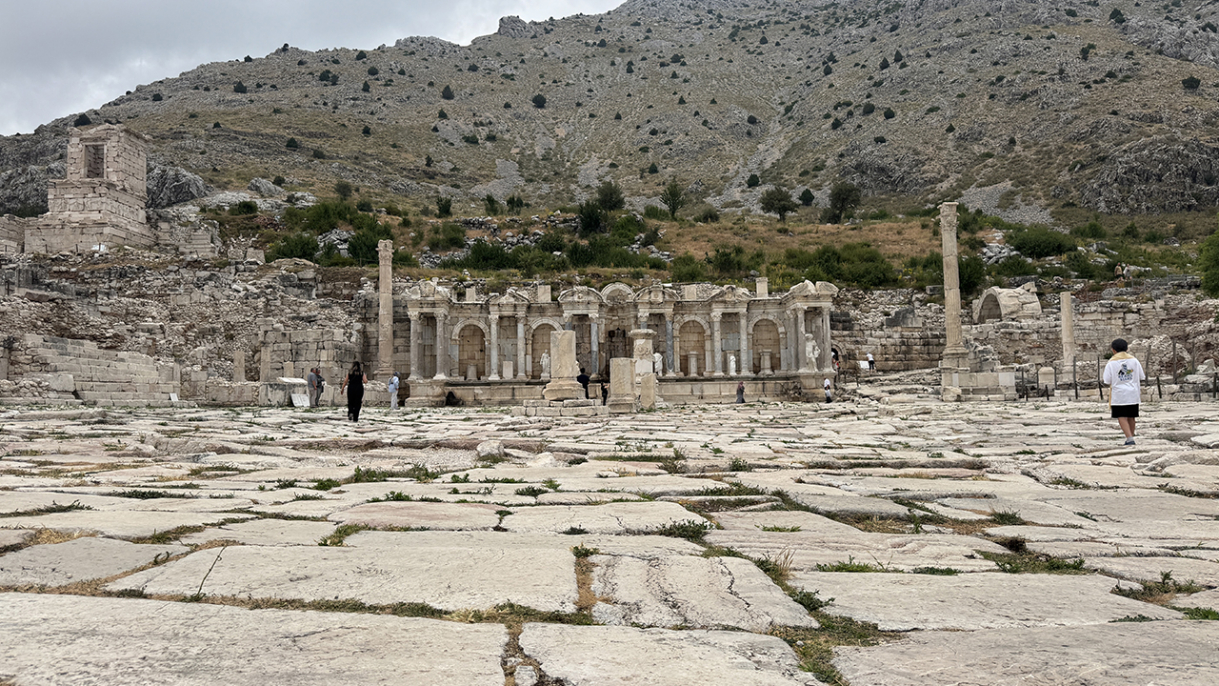 Teke yöresinin kültür başkenti, birçok doğal ve tarihi yapıyı barındırıyor 22
